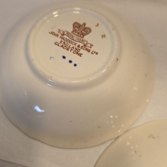 Antique (1896-1920) John Maddock & Sons Royal Ivory Gladstone 6 Berry Bowls - Picture 13 of 16